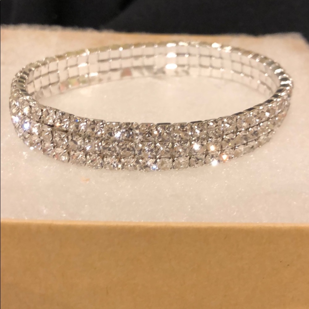 Rhinestone bracelet 💎